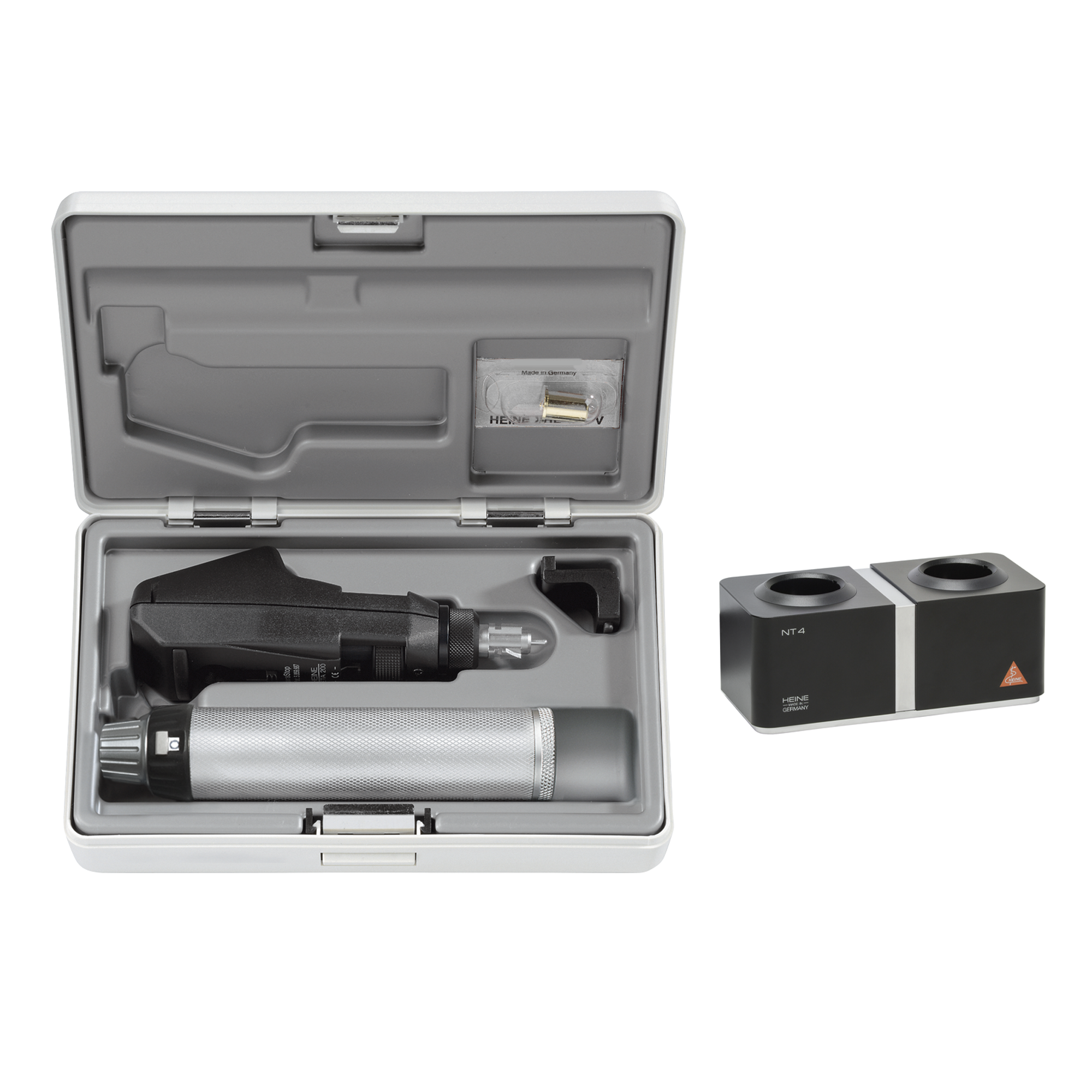 HEINE BETA 200 Streak Retinoscope, BETA4 NT rechargeable handle with NT4 table charger,1 spare bulb, hard case